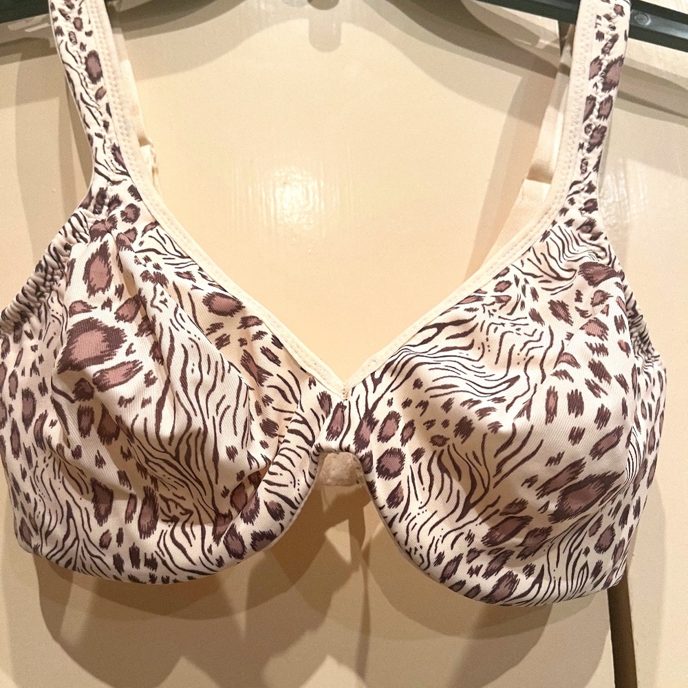 Wacoal Awareness Leopard Print Bra 32D